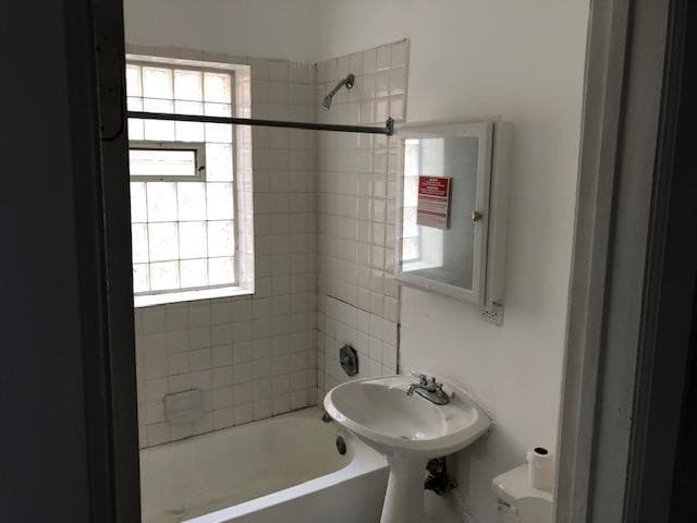 Chicago Apartment: 3001-09 W. 19th St