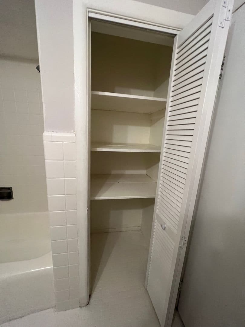 Chicago Apartment: 5718 N. Mozart St.