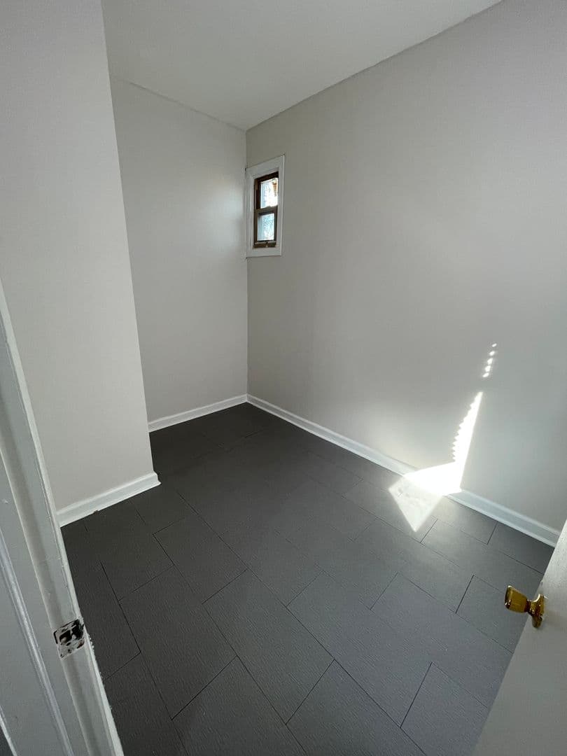 Chicago Apartment: 2143 S. Fairfield Ave