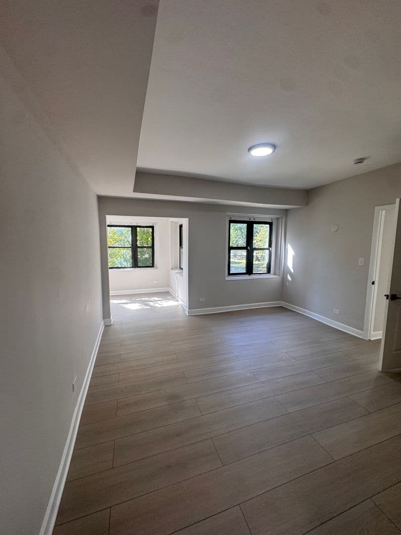 Chicago Apartment: 3100-08 W. Douglas Blvd & 1344 S. Albany Ave