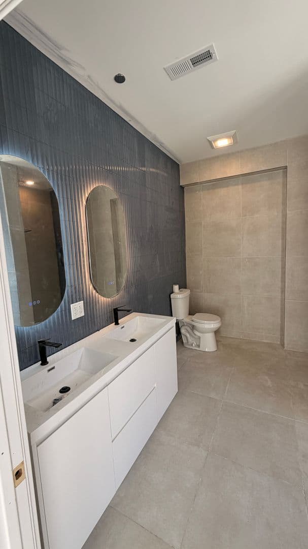 Chicago Apartment: 3001-03 W. Cermak Rd.