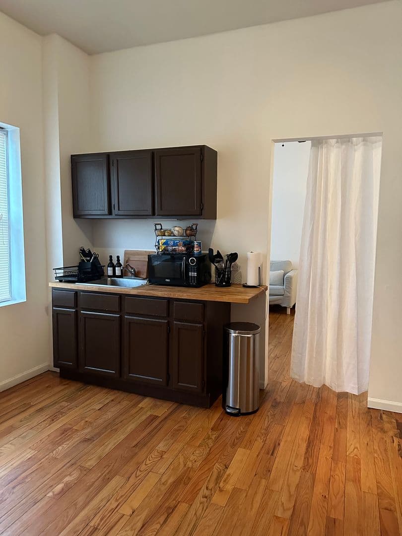 Chicago Apartment: 2101 S. Ashland Ave