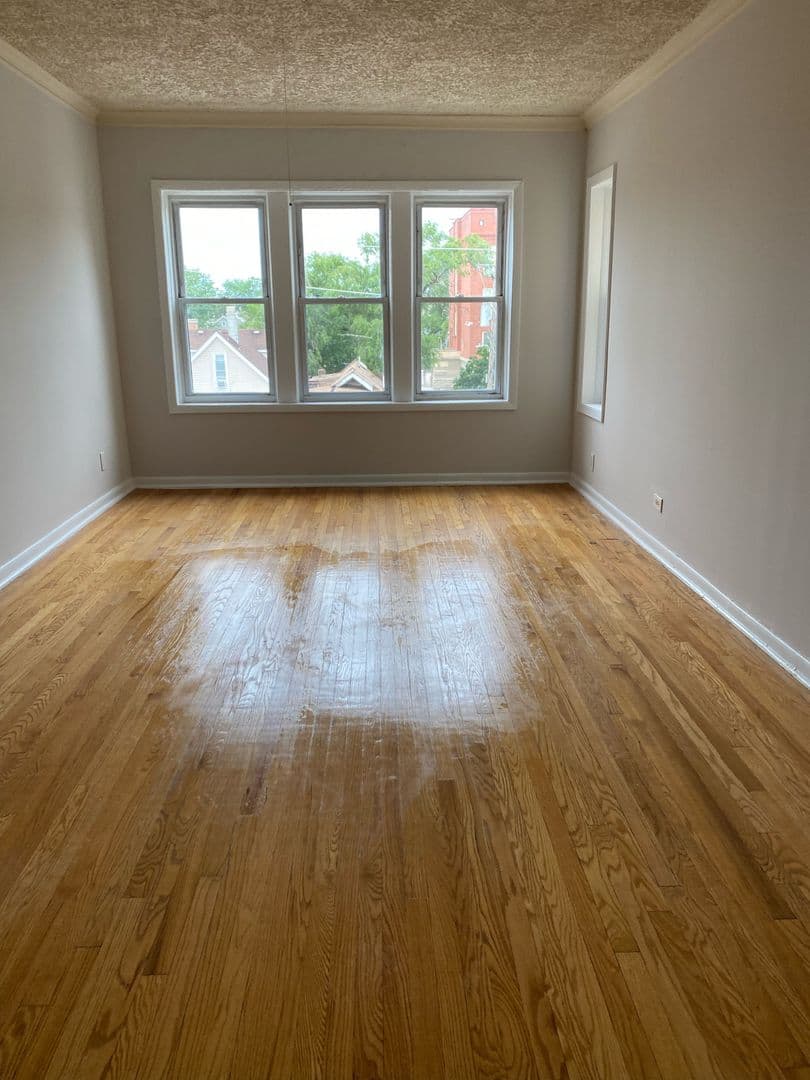 Chicago Apartment: 2917-21 W. 24th Blvd