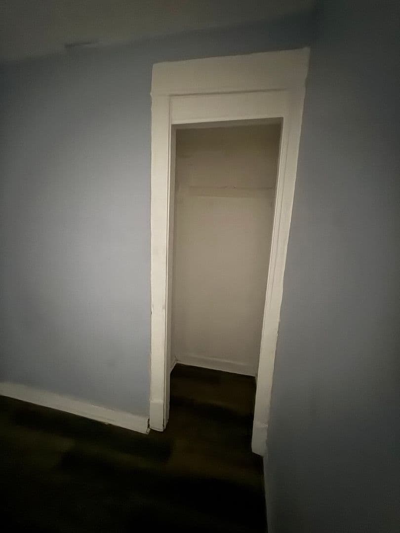 Chicago Apartment: 2101 S. Marshall Blvd & 2867-69 W. 21st St