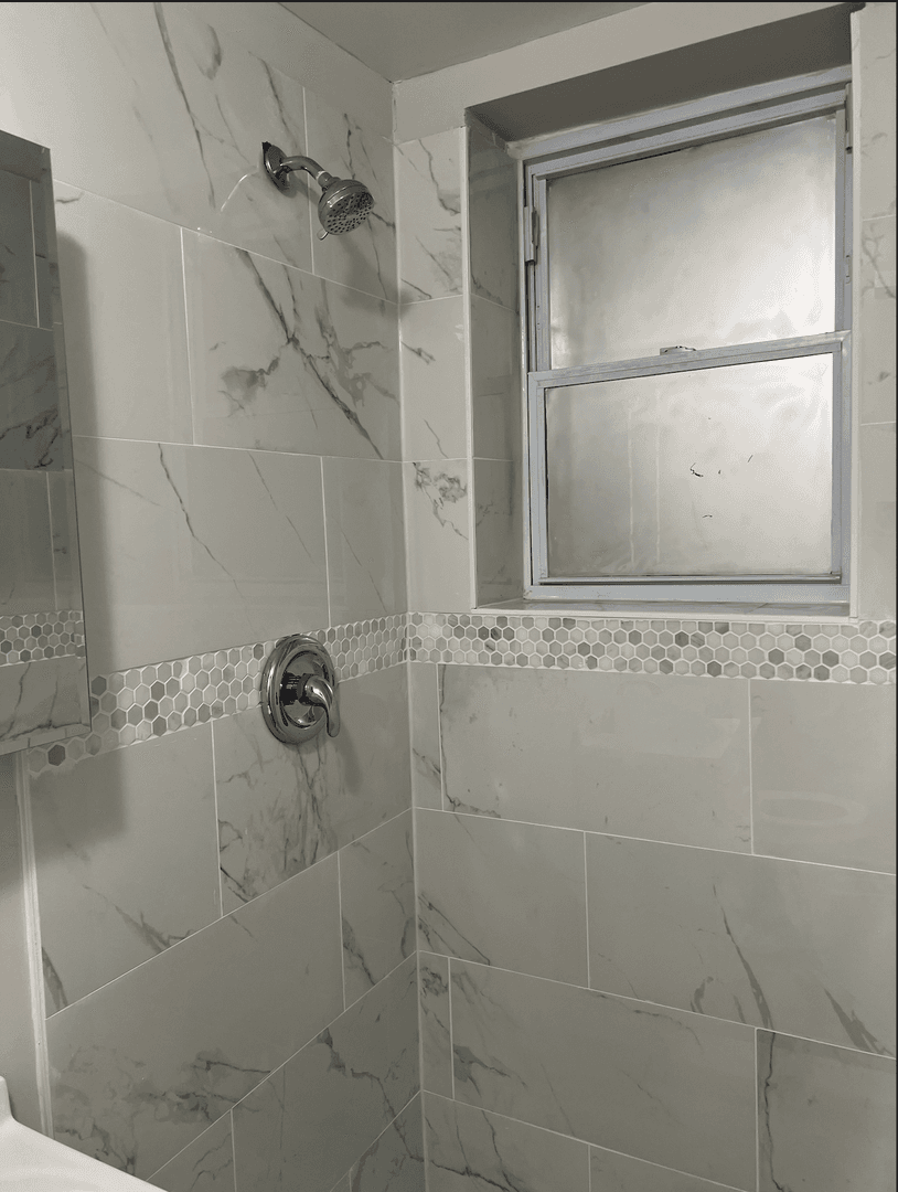 Chicago Apartment: 2200-2210 S. Marshall Blvd
