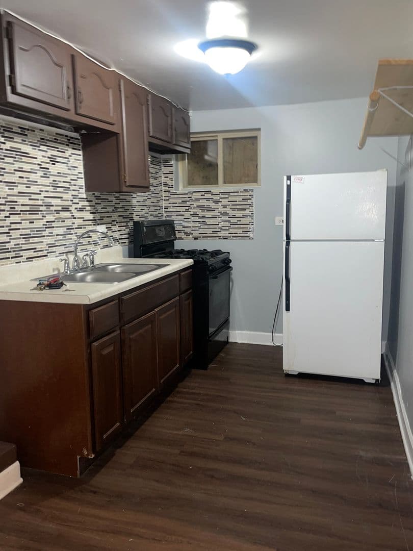 Chicago Apartment: 3001-09 W. 19th St