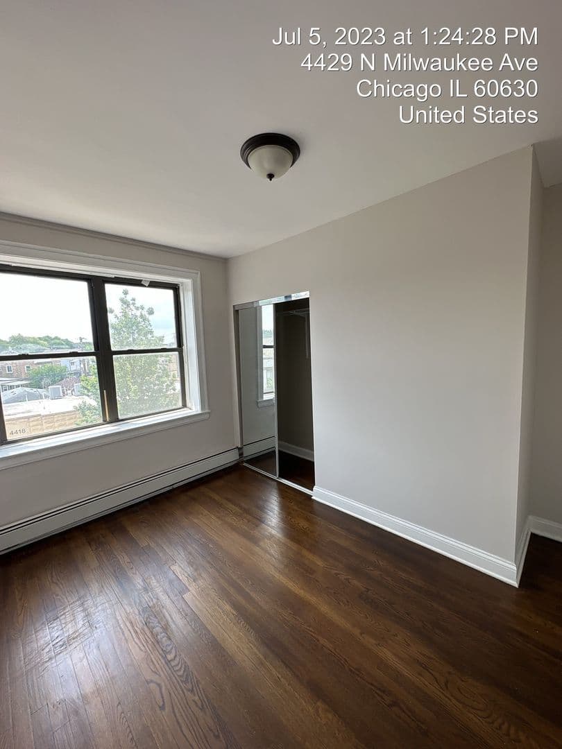 Chicago Apartment: 4425-31 N. Milwaukee Ave & 5055-65 W. Agatite Ave