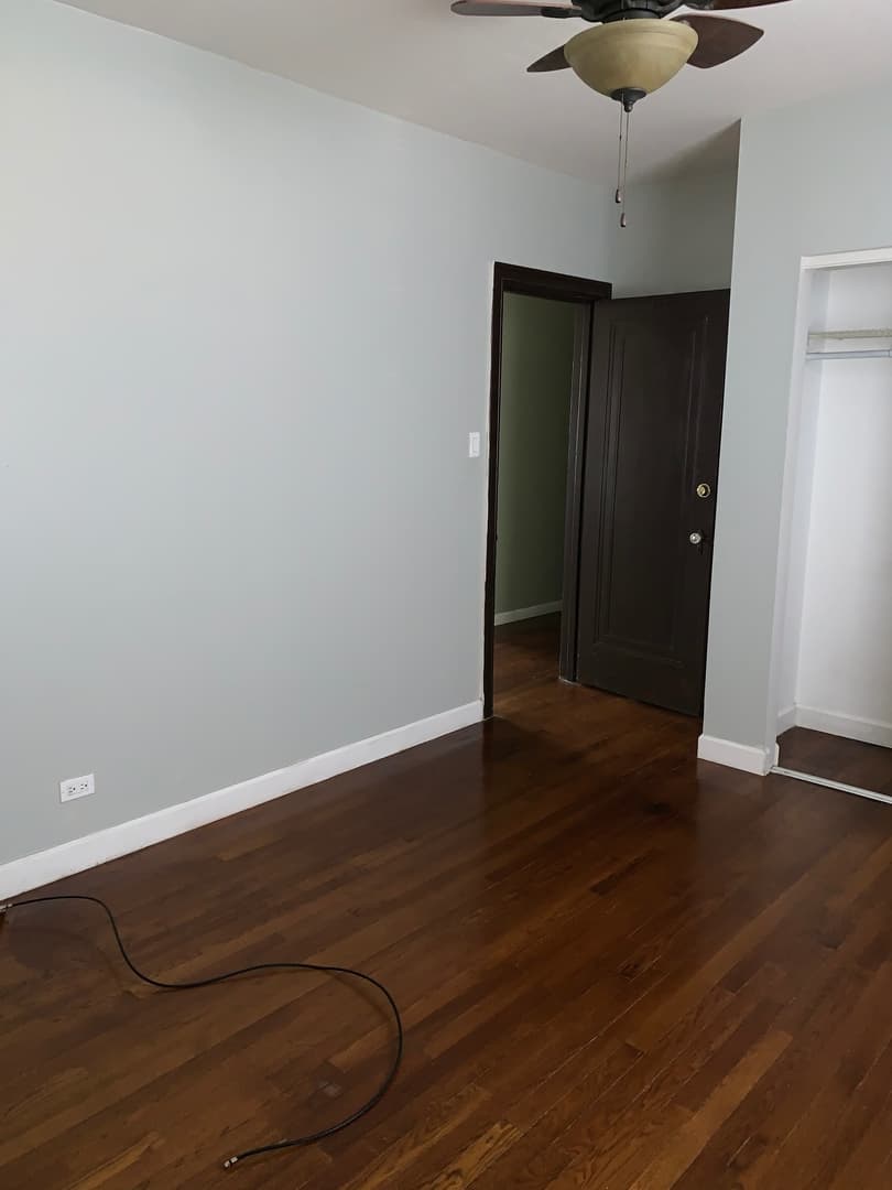 Chicago Apartment: 4425-31 N. Milwaukee Ave & 5055-65 W. Agatite Ave