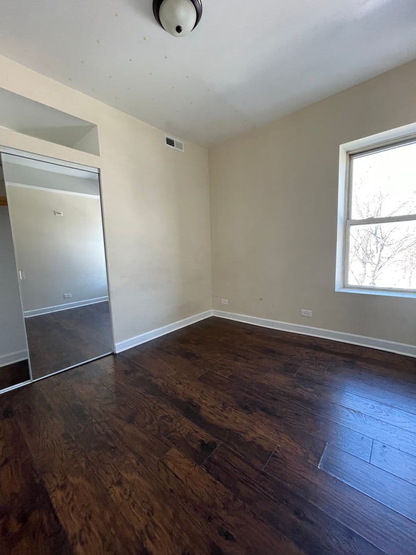 Chicago Apartment: 3001-09 W. 19th St