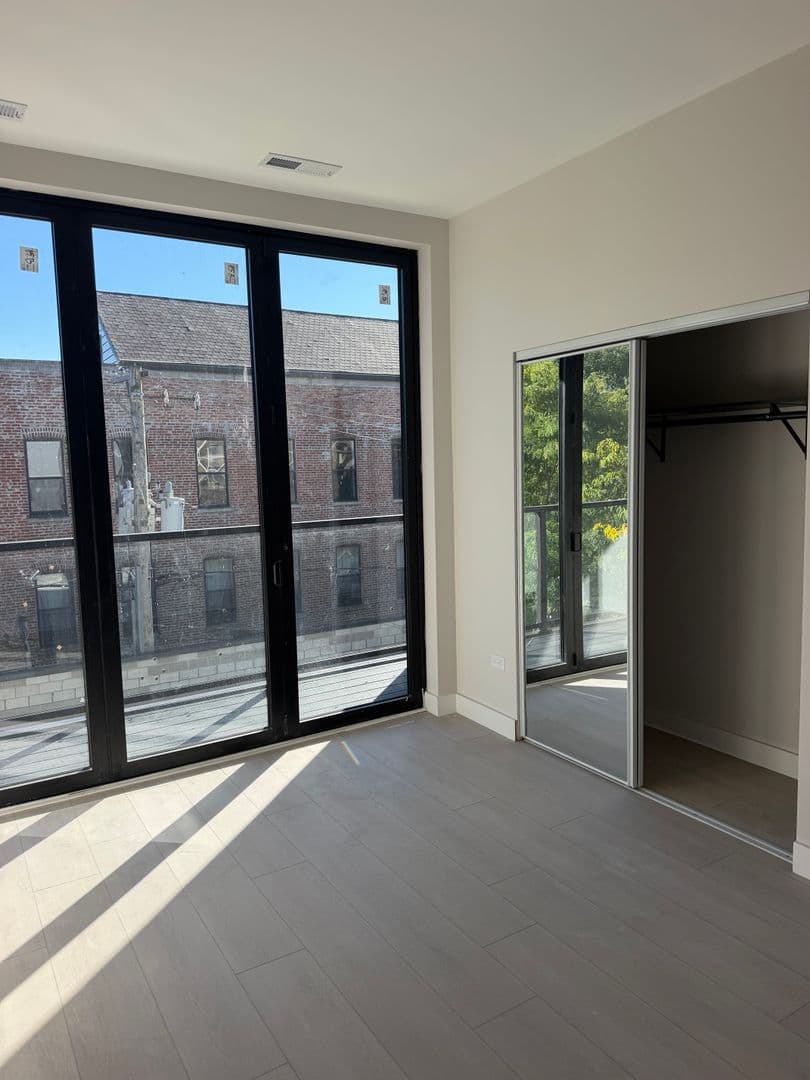 Chicago Apartment: 3001-03 W. Cermak Rd.