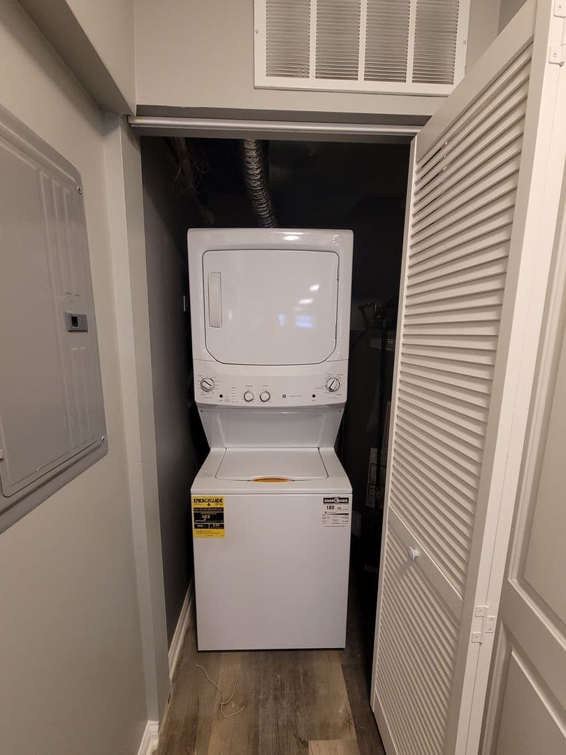 Chicago Apartment: 1641 S. California Ave