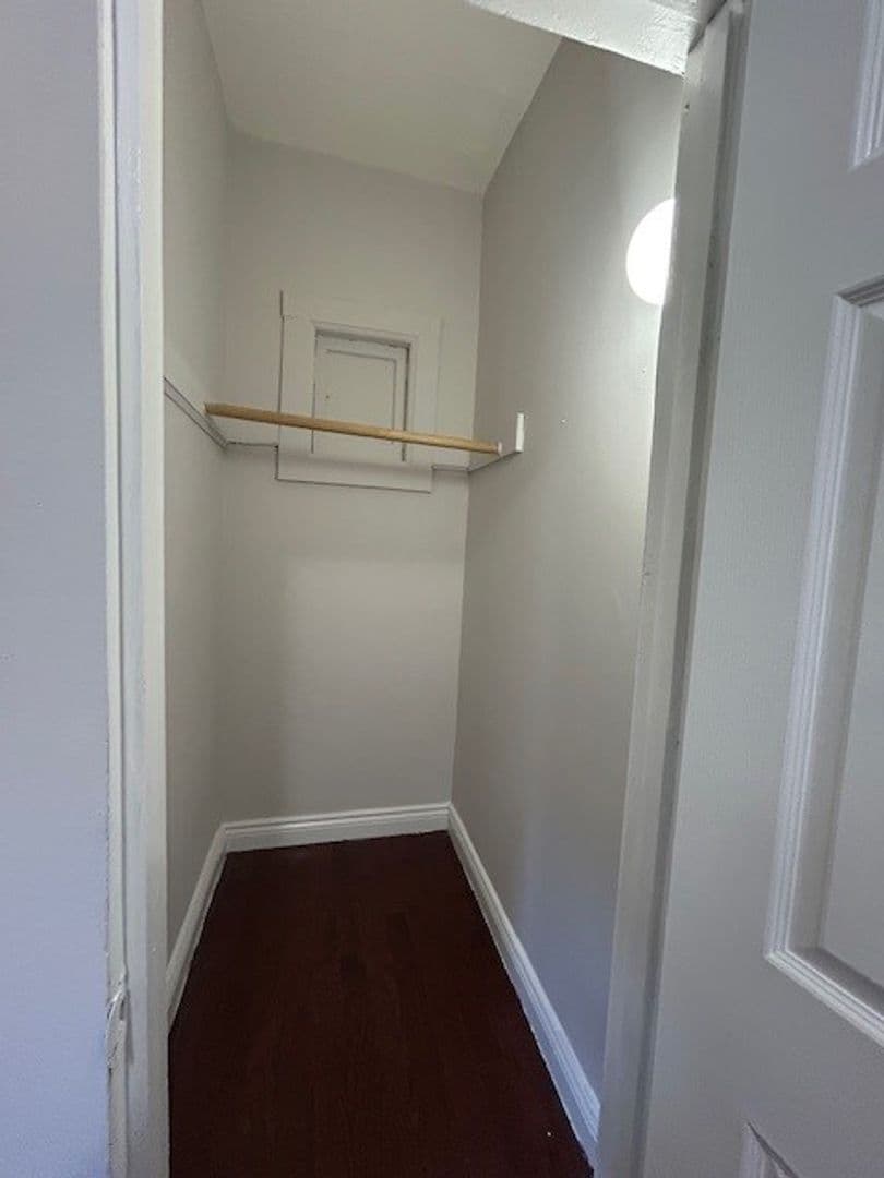 Chicago Apartment: 2903-05 W. 25th St