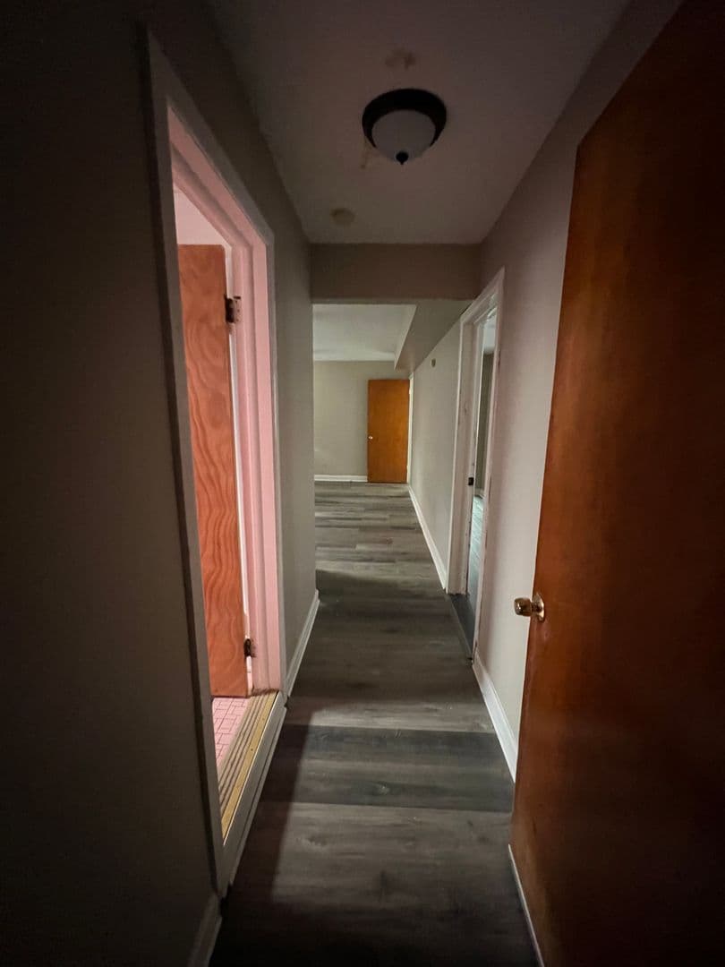 Chicago Apartment: 5718 N. Mozart St.
