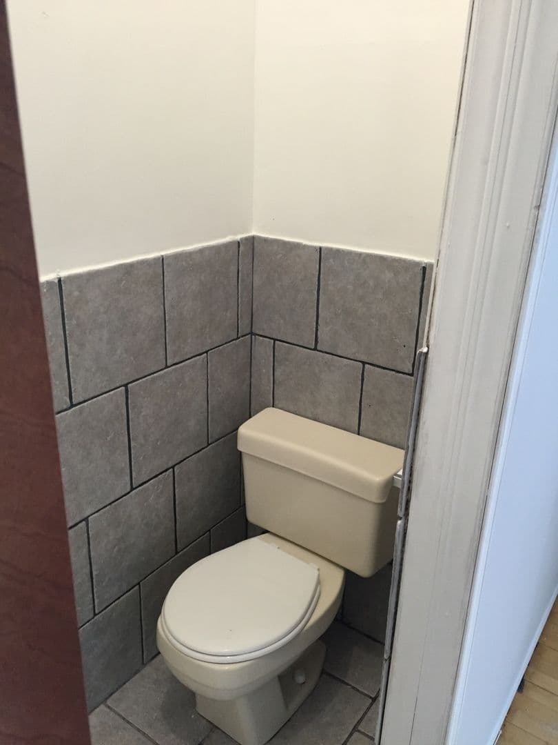 Chicago Apartment: 3150 W. Cermak Rd