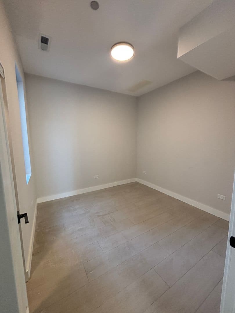 Chicago Apartment: 3001-03 W. Cermak Rd.