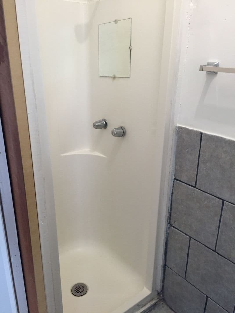 Chicago Apartment: 3150 W. Cermak Rd