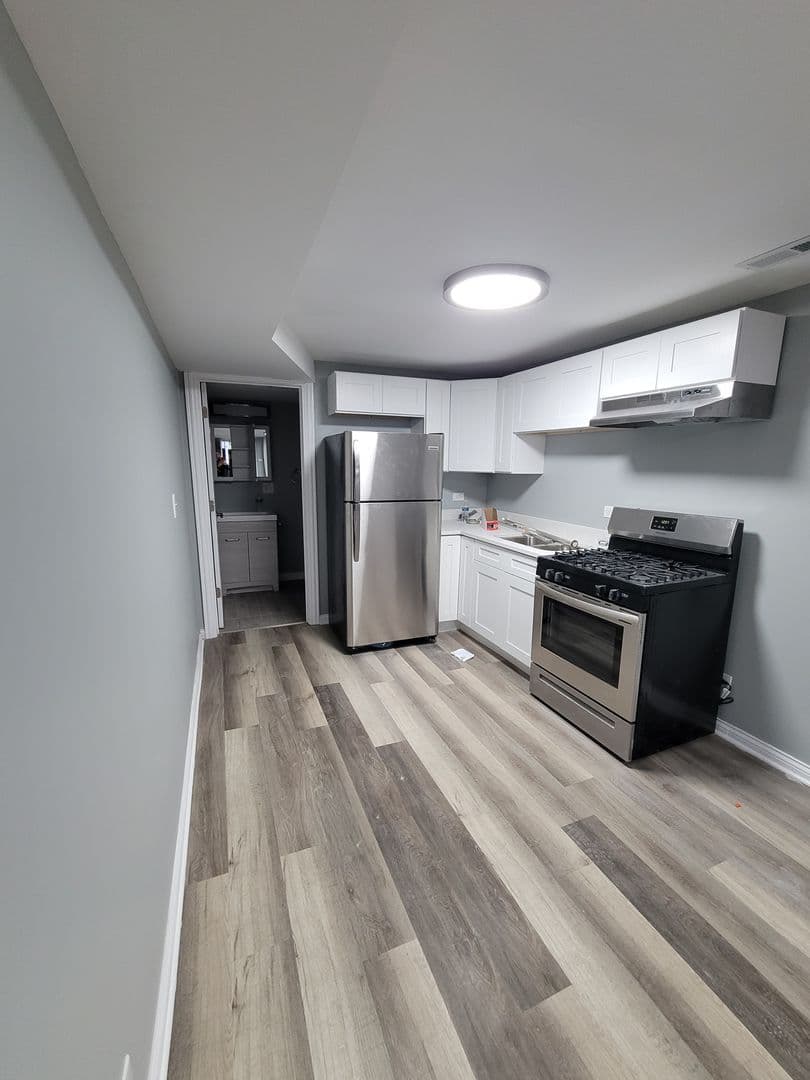 Chicago Apartment: 1641 S. California Ave