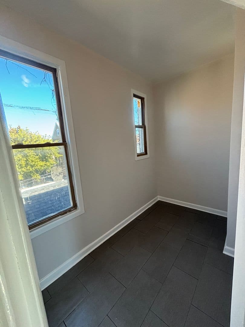 Chicago Apartment: 2143 S. Fairfield Ave