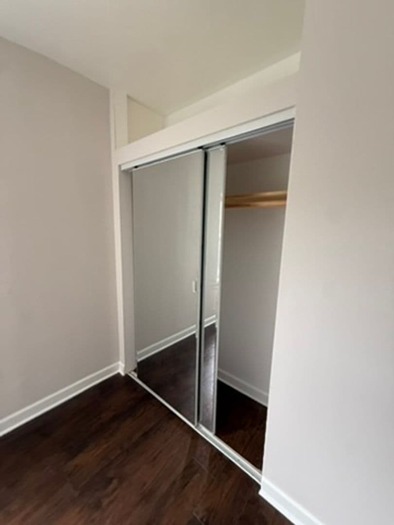 Chicago Apartment: 3001-09 W. 19th St