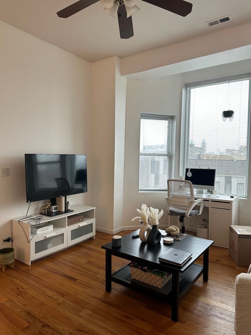 Chicago Apartment: 2101 S. Ashland Ave
