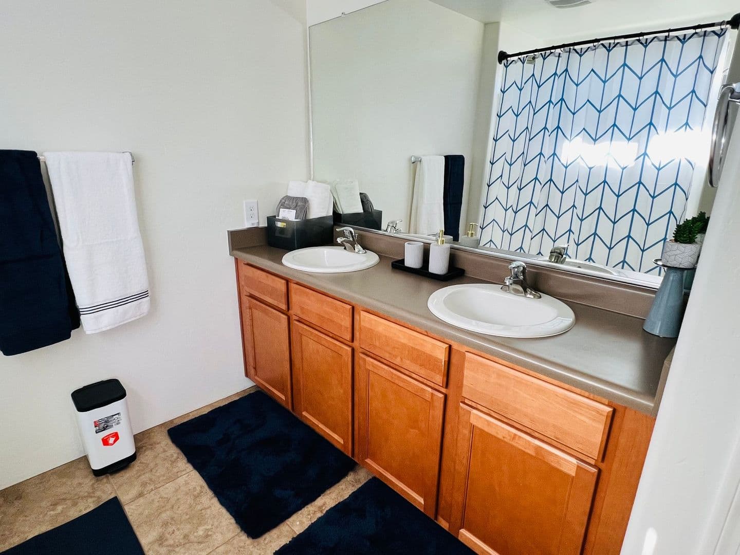 Sierra Vista House: 2090 Cascadia Dr