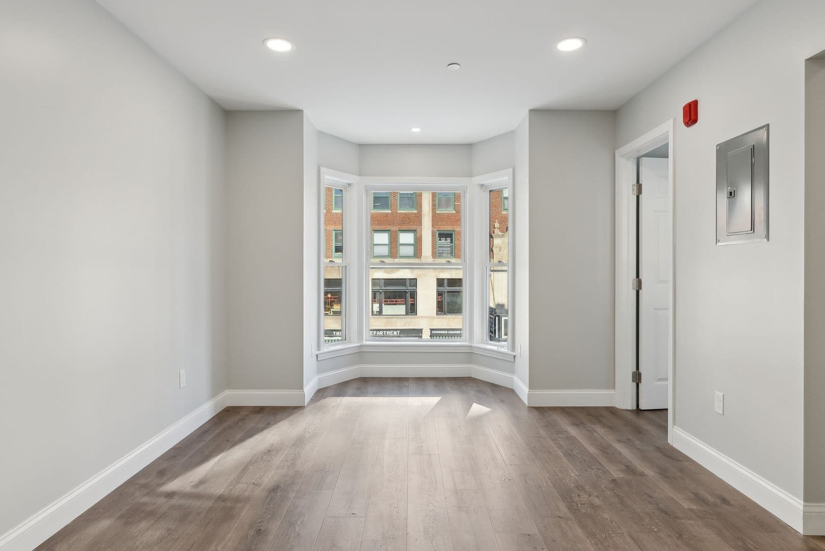Portland Apartment: 610 Congress St