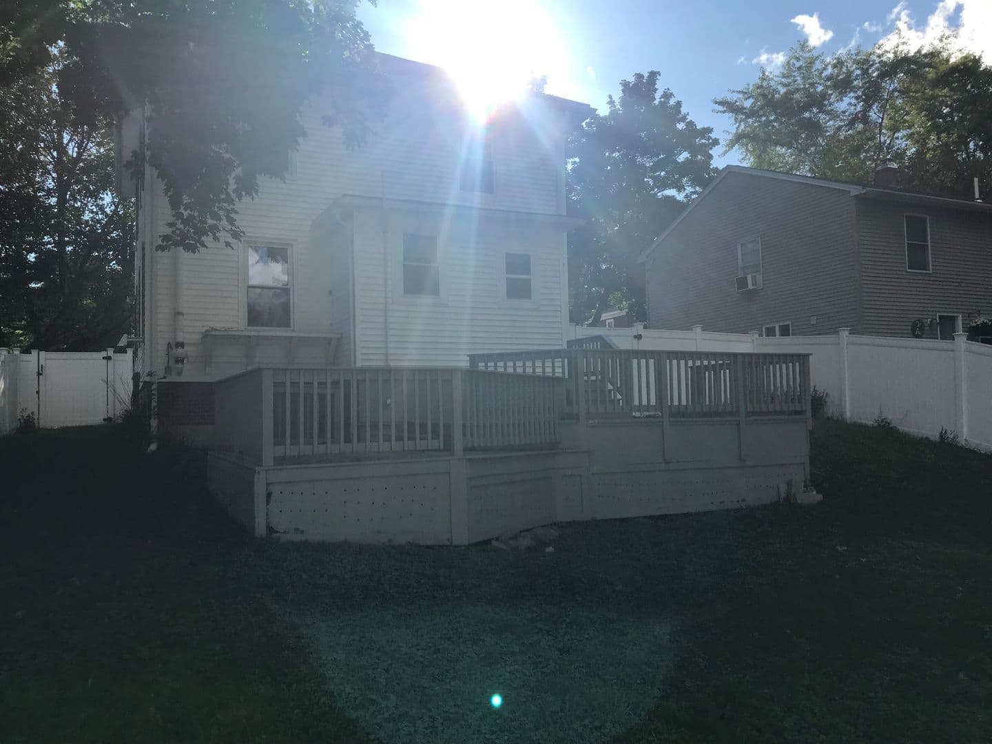 Westbrook House: 123 North St.