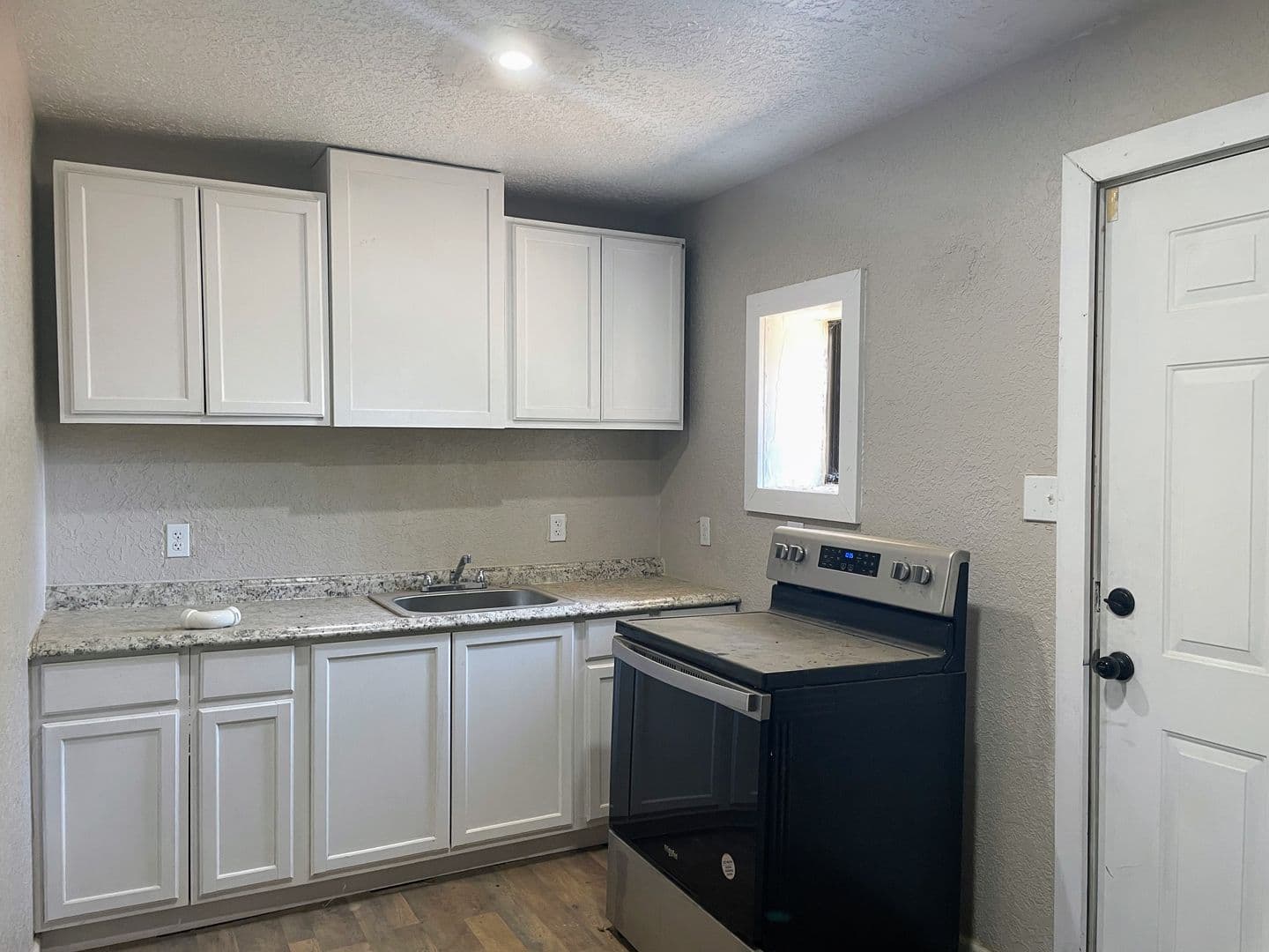 Big Spring House: 4207 Walnut Street - Unit B