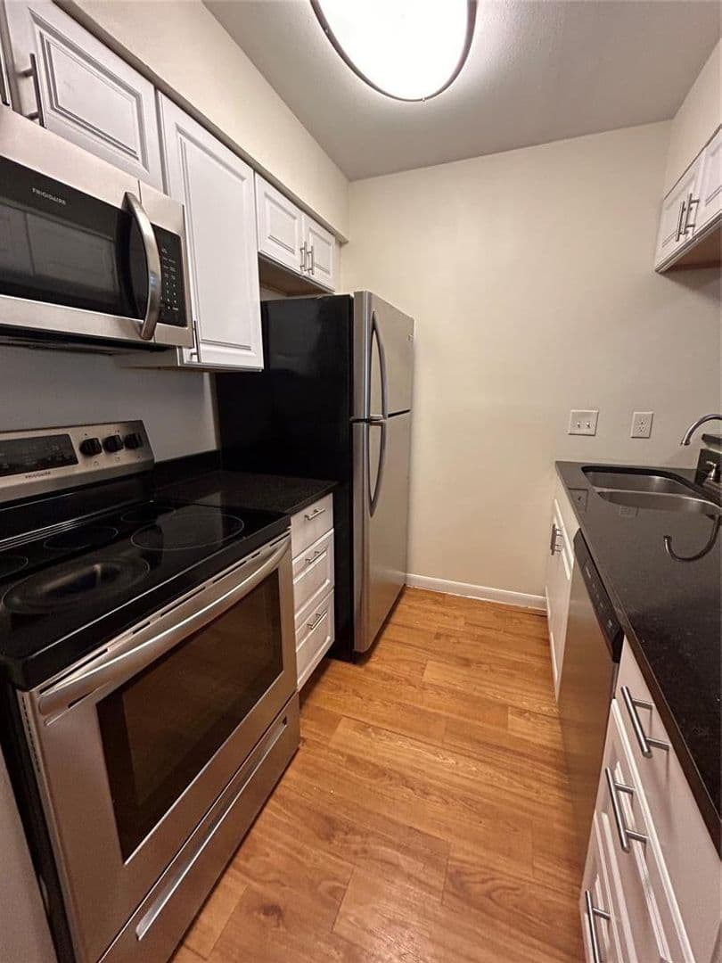 Austin Condo: 2207 Leon St., #109