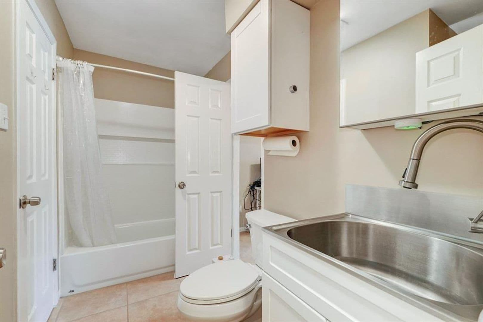 Austin Condo: 3111 Tom Green St., #108