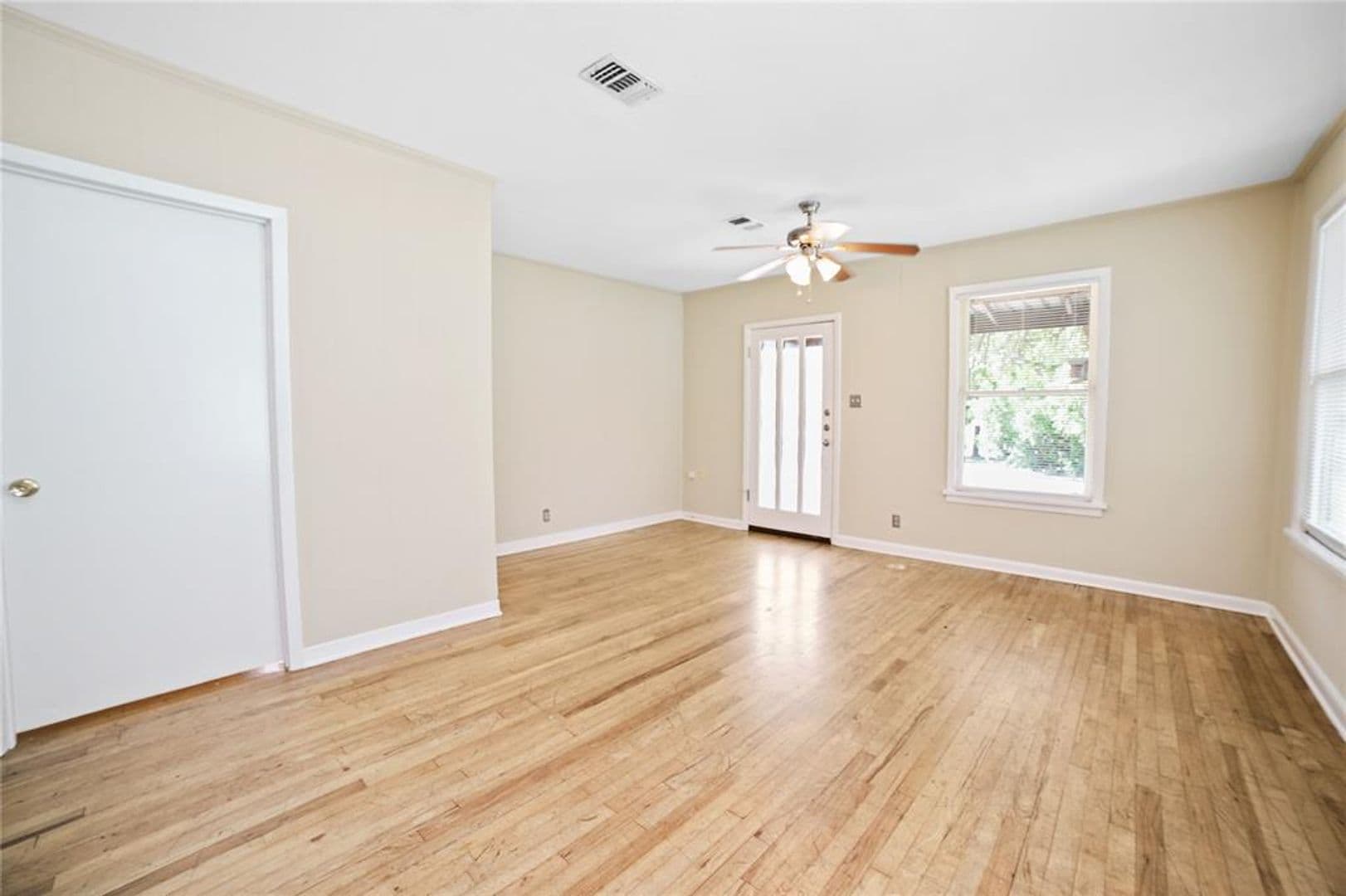 Austin House: 310 Franklin Blvd