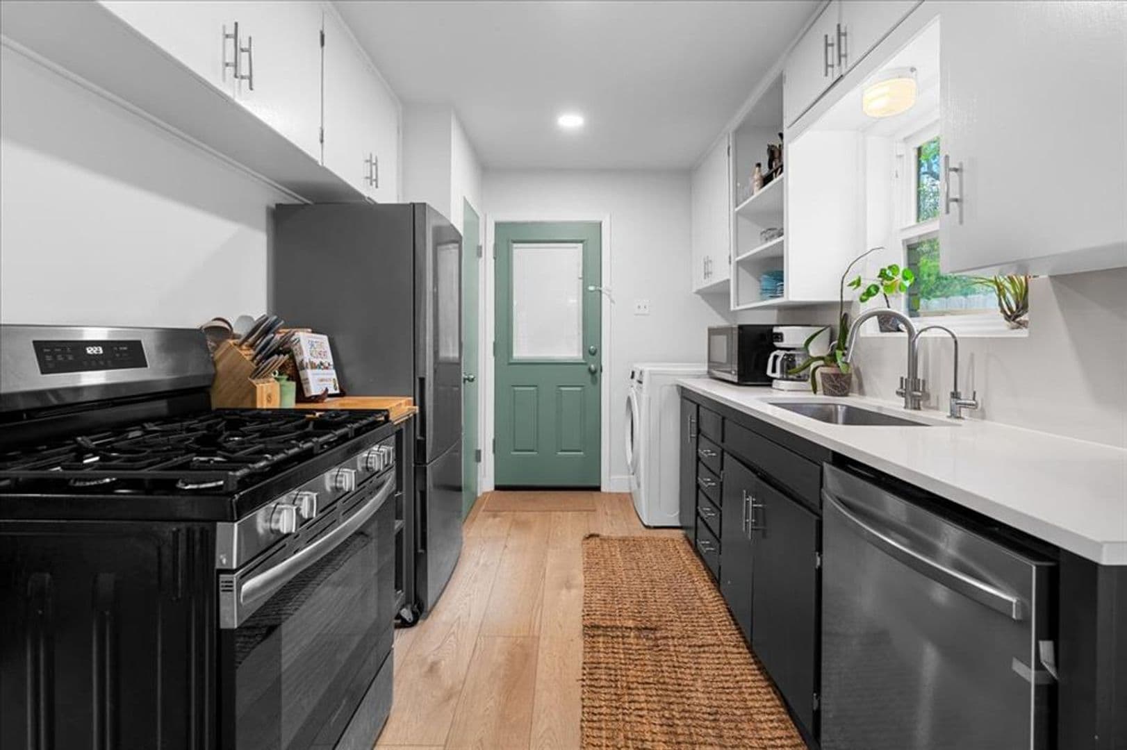 Austin Apartment: 1808 Forest Hill Dr.