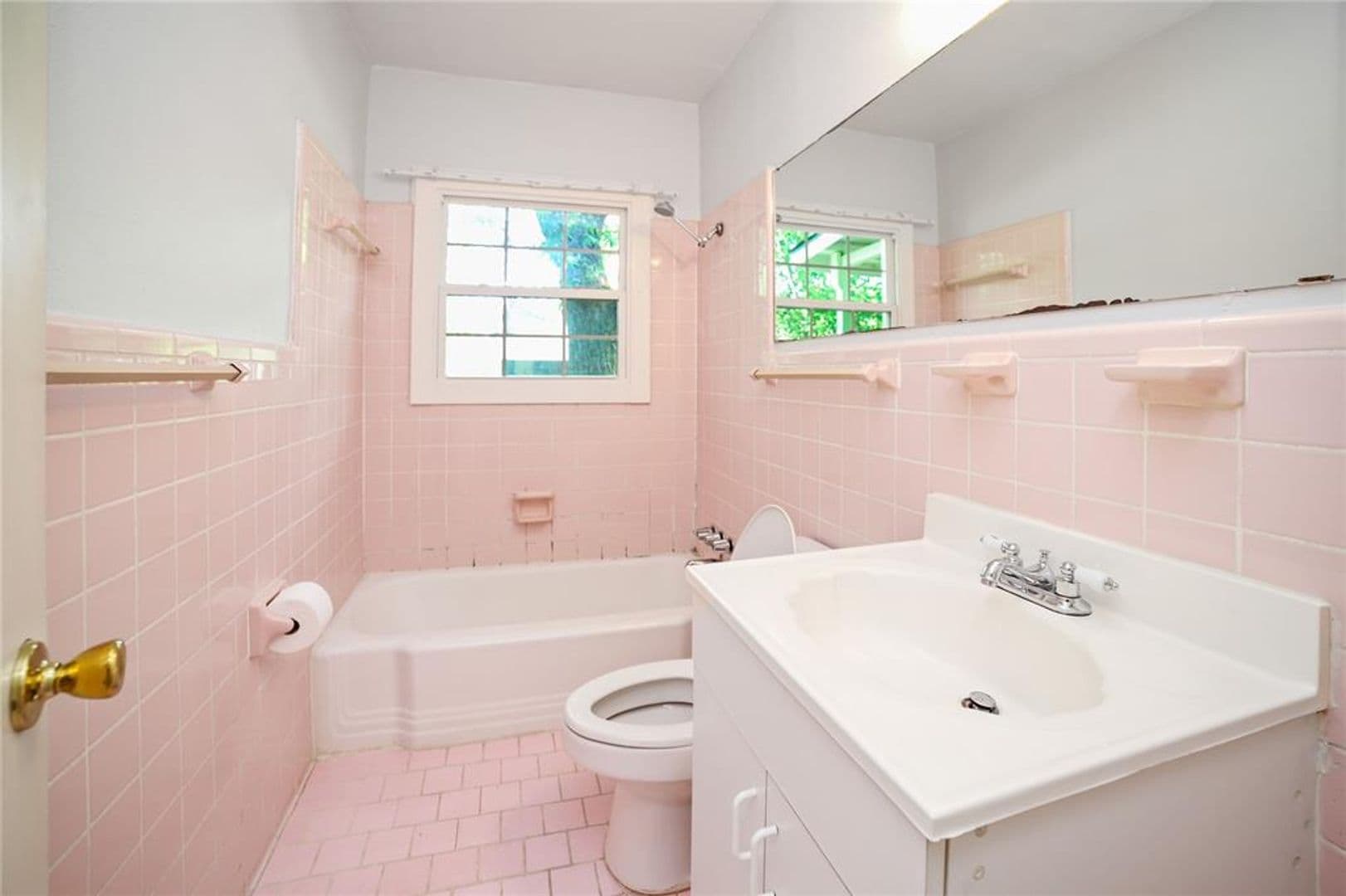 Austin House: 310 Franklin Blvd