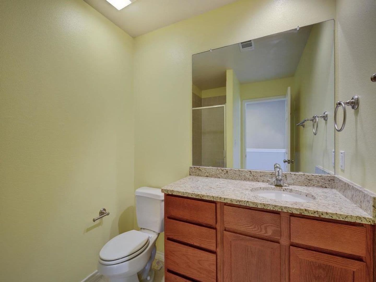 Austin Apartment: 305 E 31st St #5