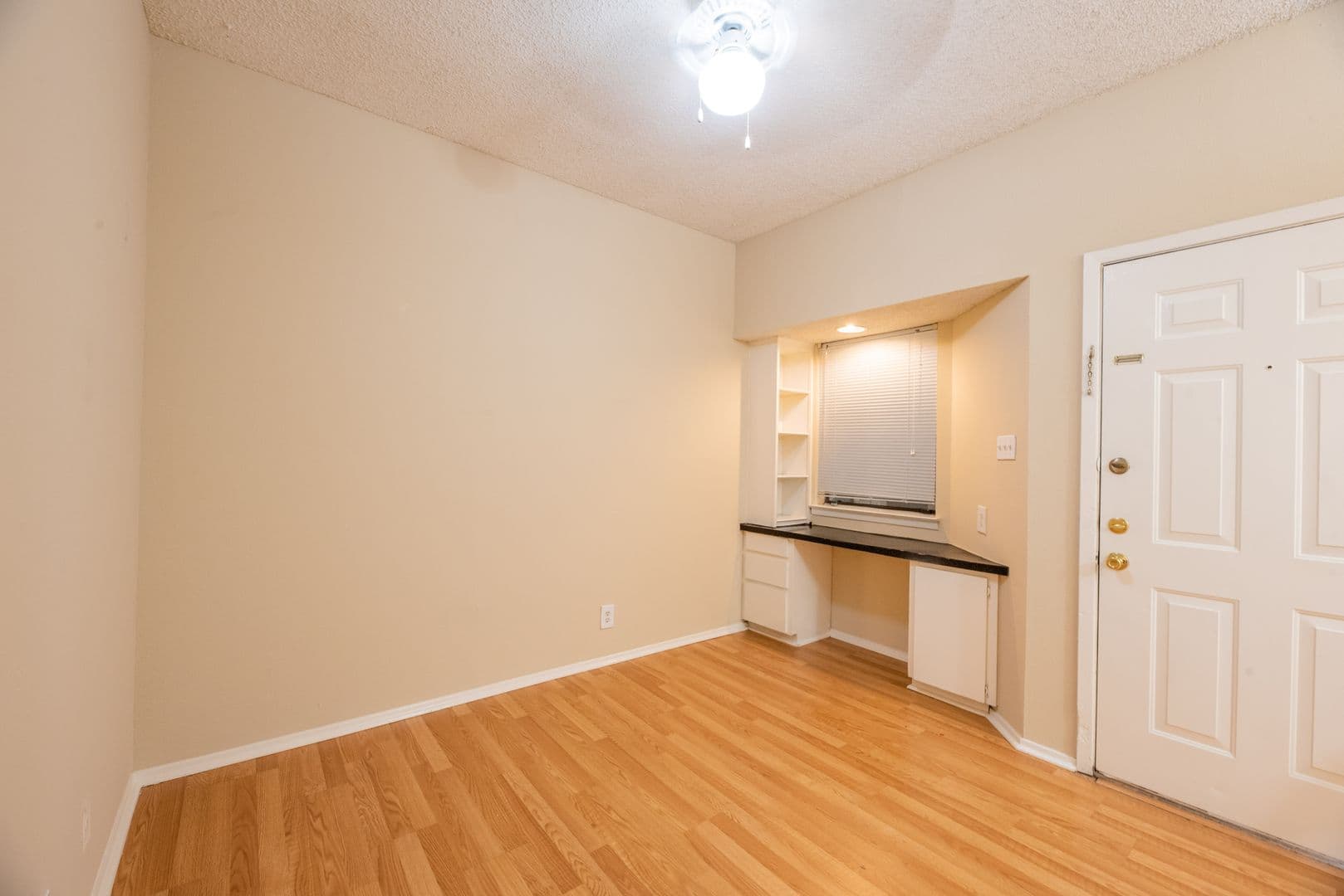 Austin Apartment: 2818 Nueces St