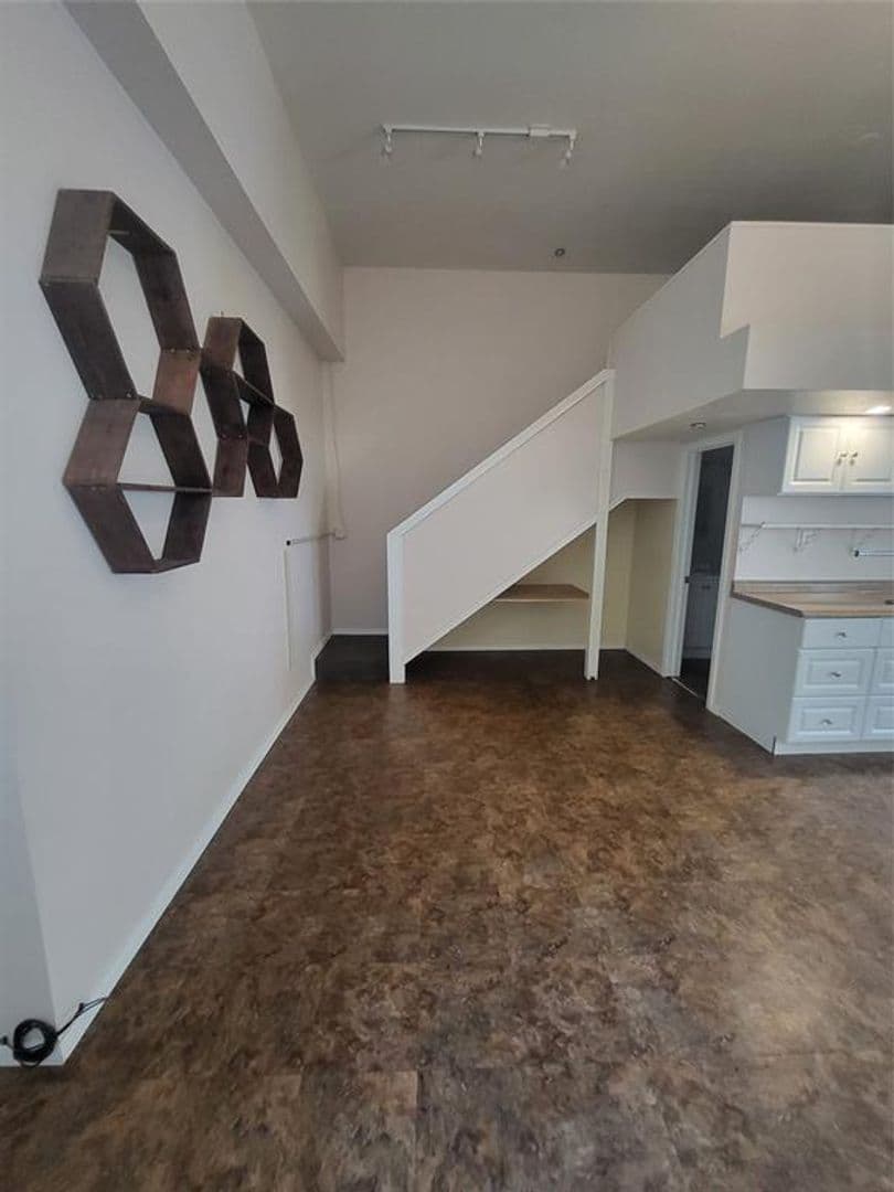 Austin Apartment: 2200 Curtis Avenue