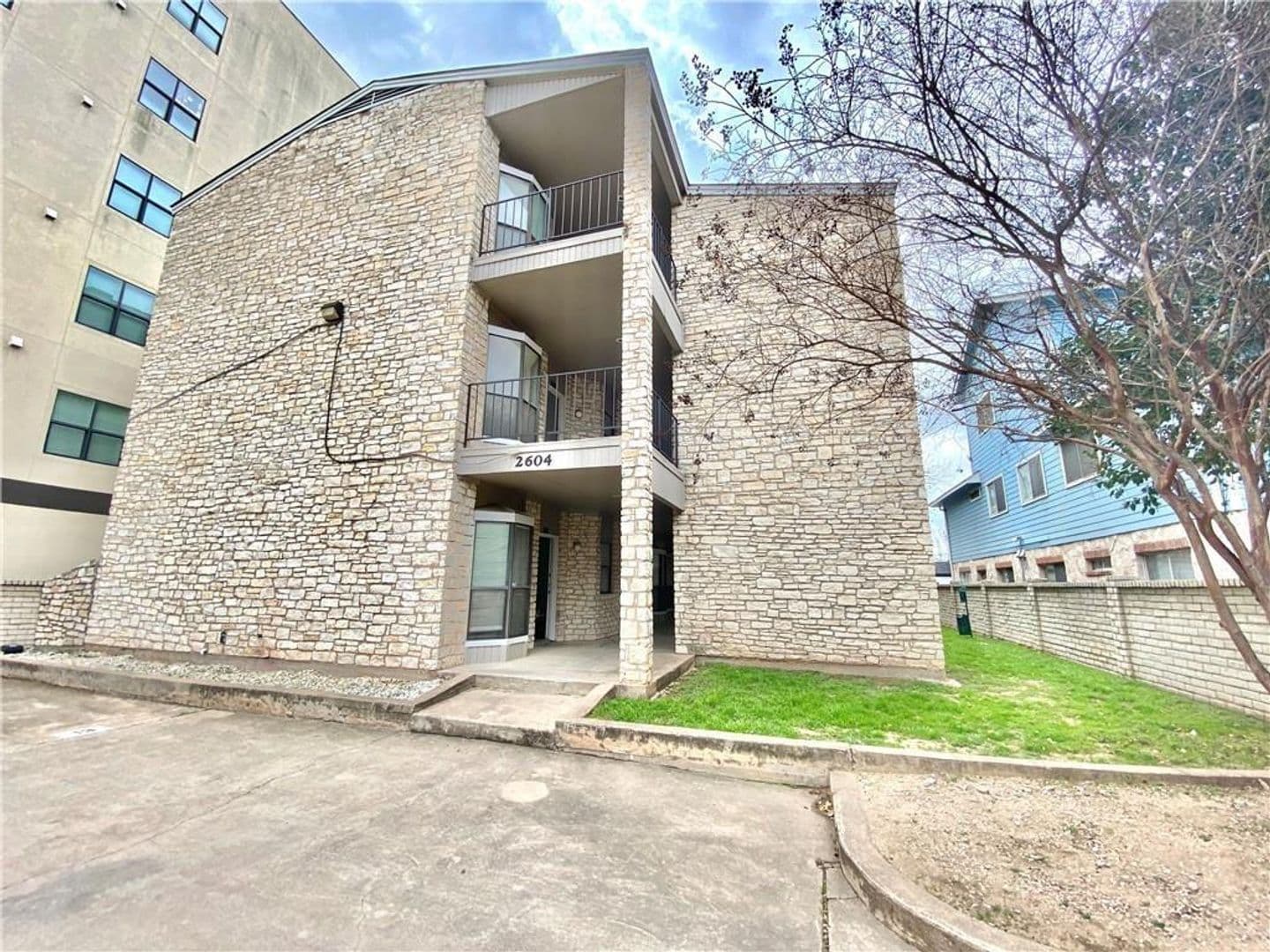 Austin Condo: 2604 Salado St., #103