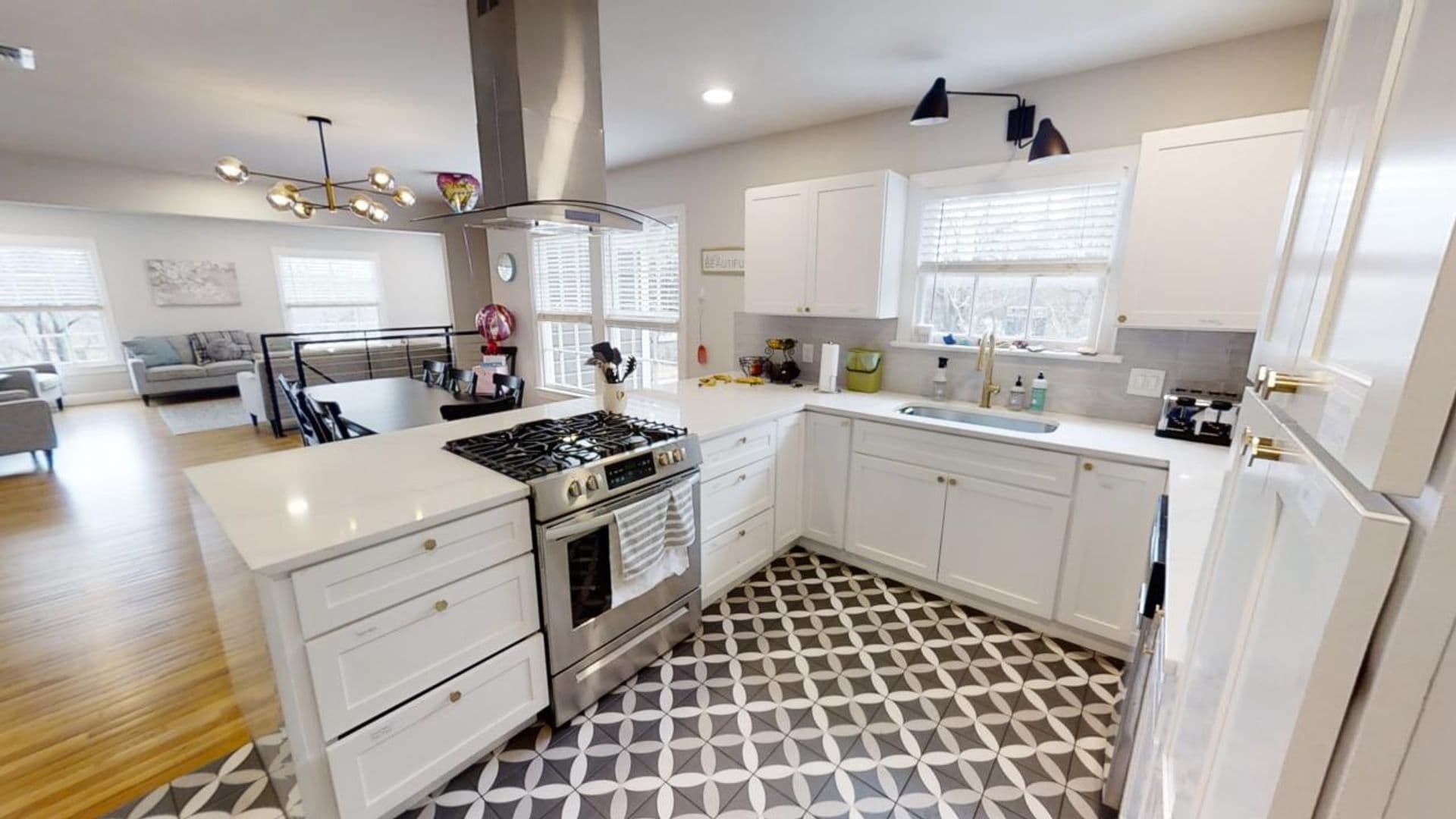 Austin Apartment: 2503 Hartford Rd.