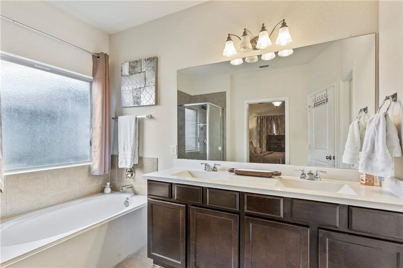 Buda House: 495 Shale Circle