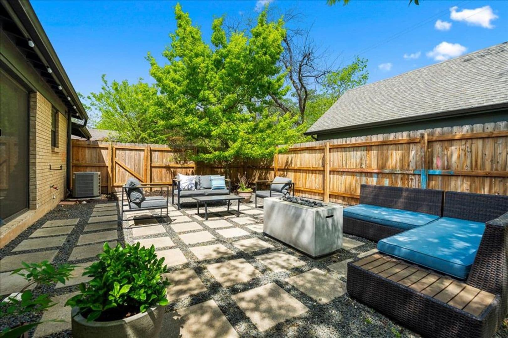 Austin Apartment: 1808 Forest Hill Dr.