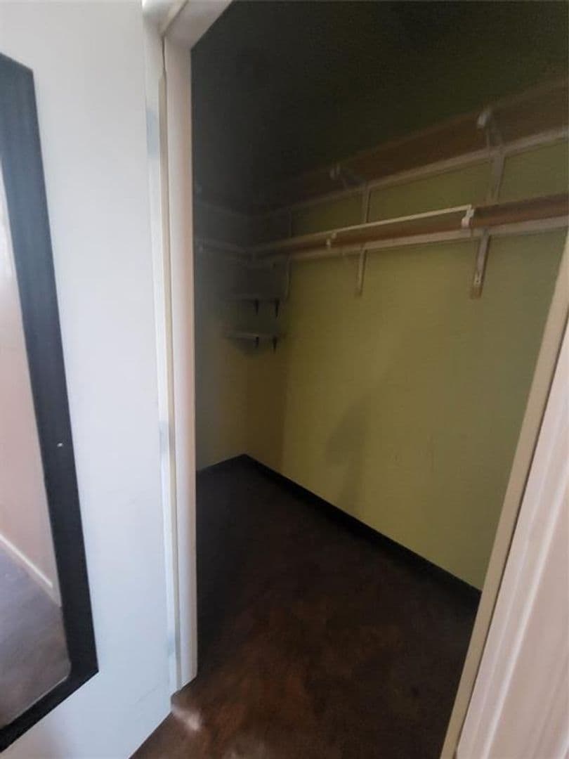 Austin Apartment: 2200 Curtis Avenue