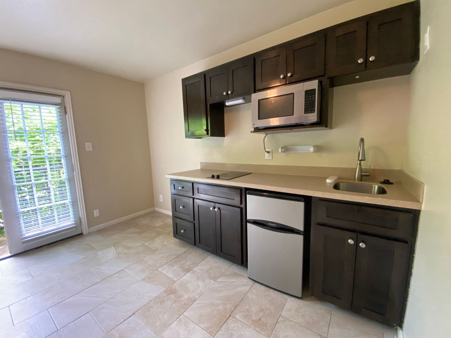 Austin Apartment: 2402 Rio Grande St.