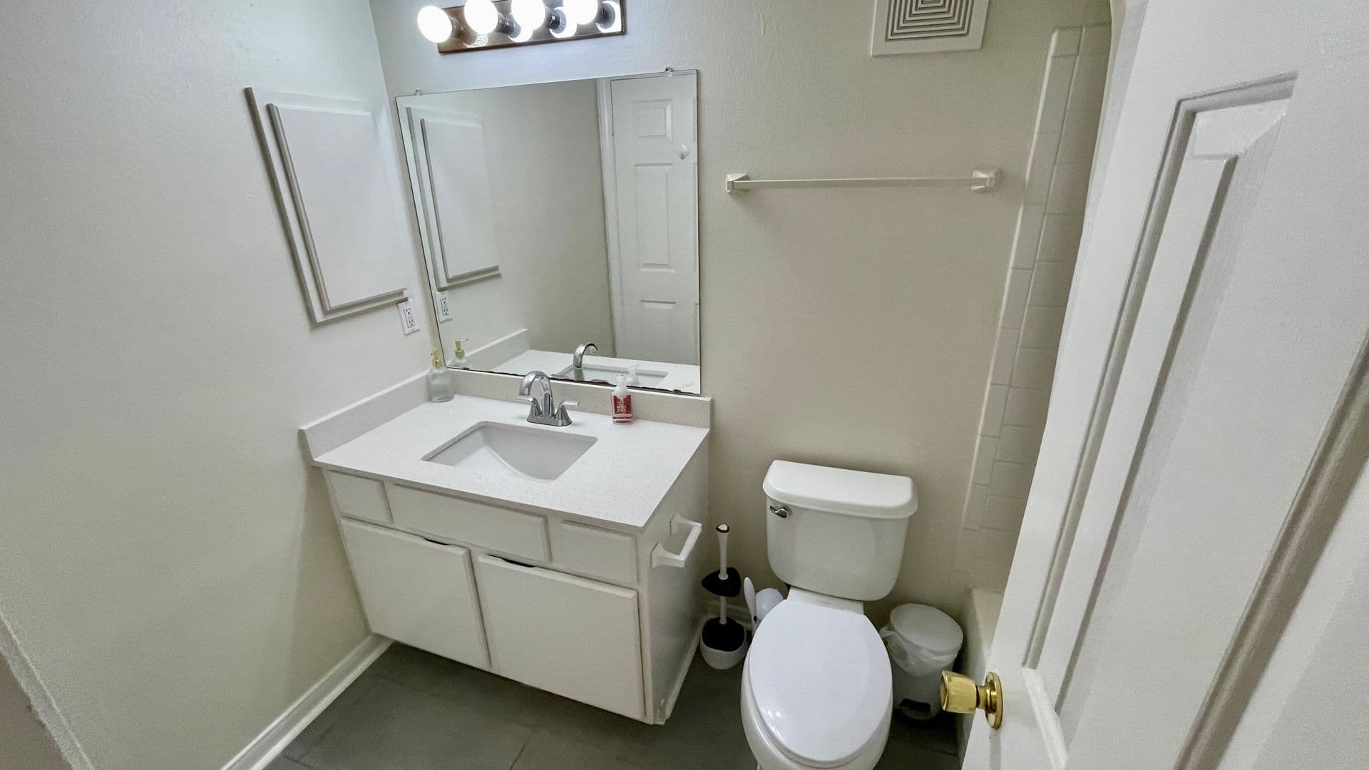 Austin Condo: 501 W 26th St., #311