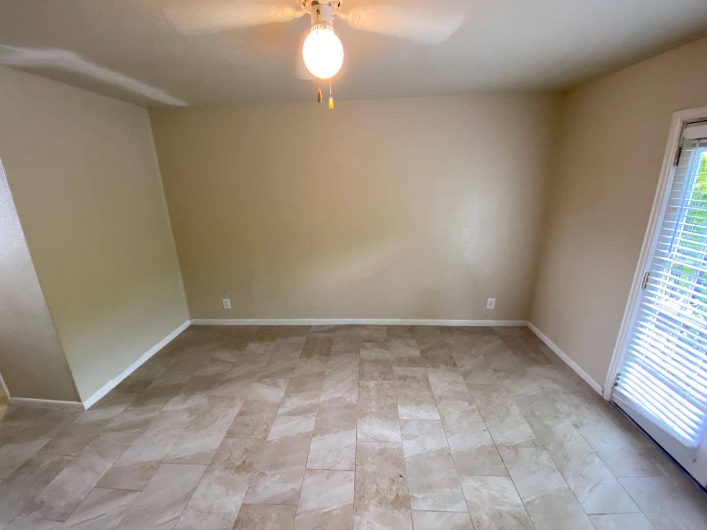 Austin Apartment: 2402 Rio Grande St.