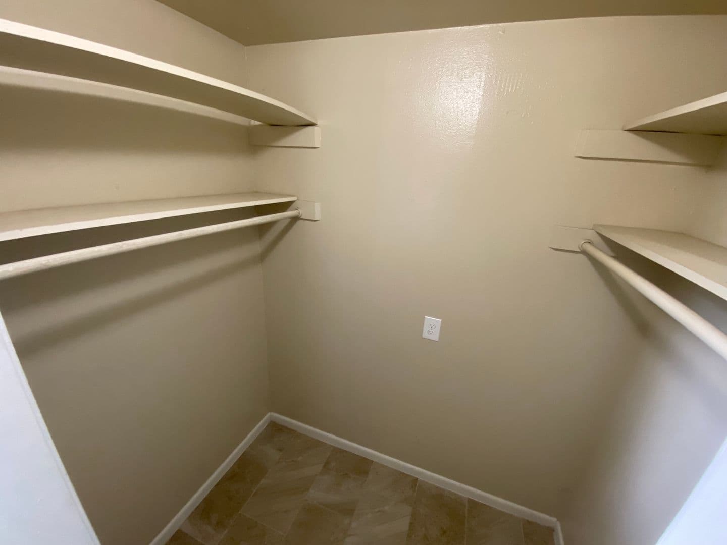 Austin Apartment: 2402 Rio Grande St