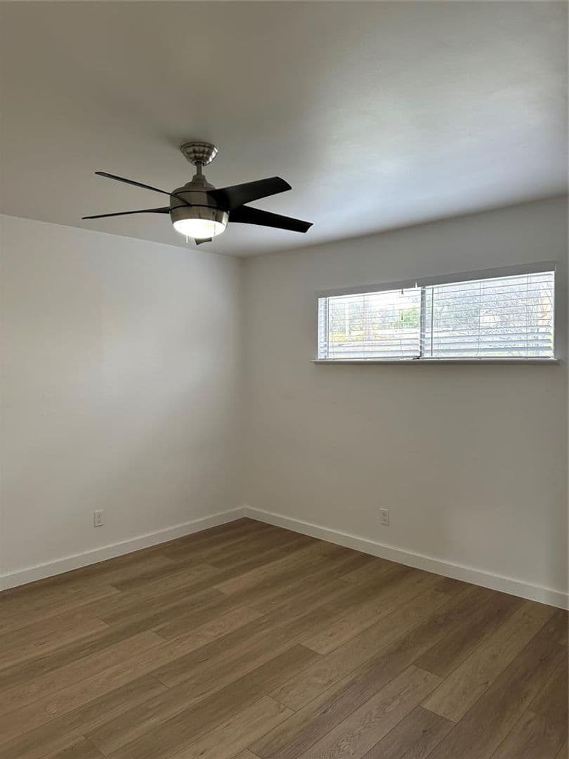 Austin Apartment: 100 Blue Ridge Trail