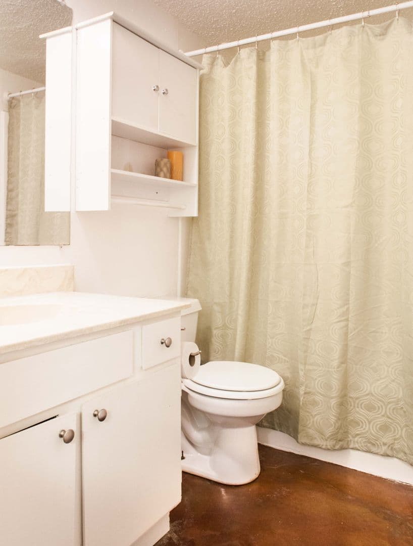 Austin Apartment: 808 Winflo Dr.