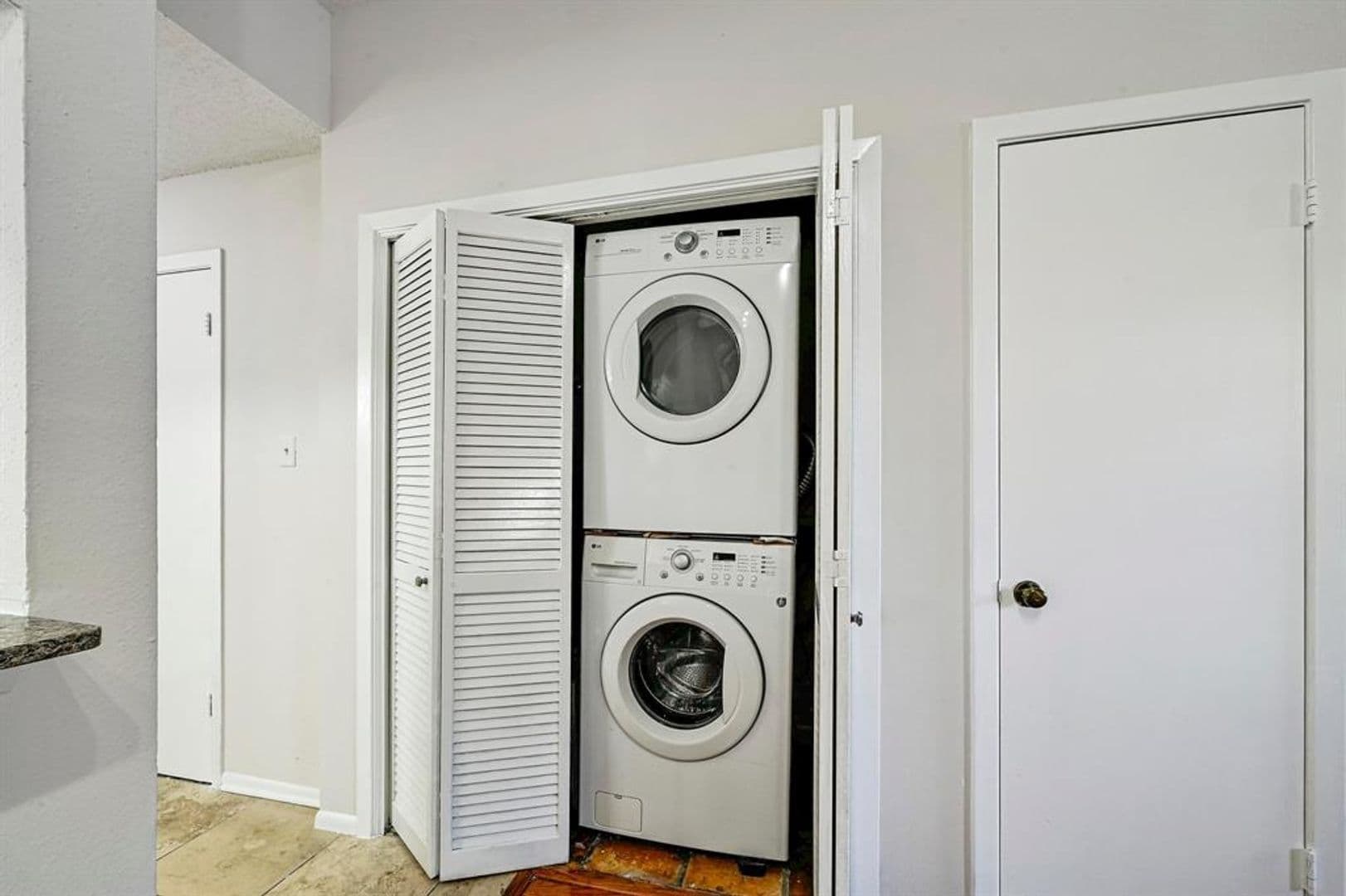 Austin Condo: 505 Bellevue Place #7