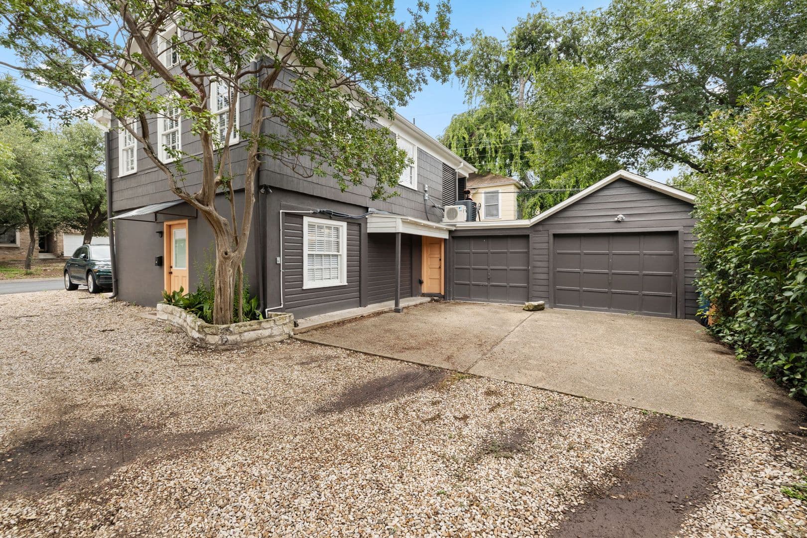 Austin Multiplex: 2808 Jefferson St.