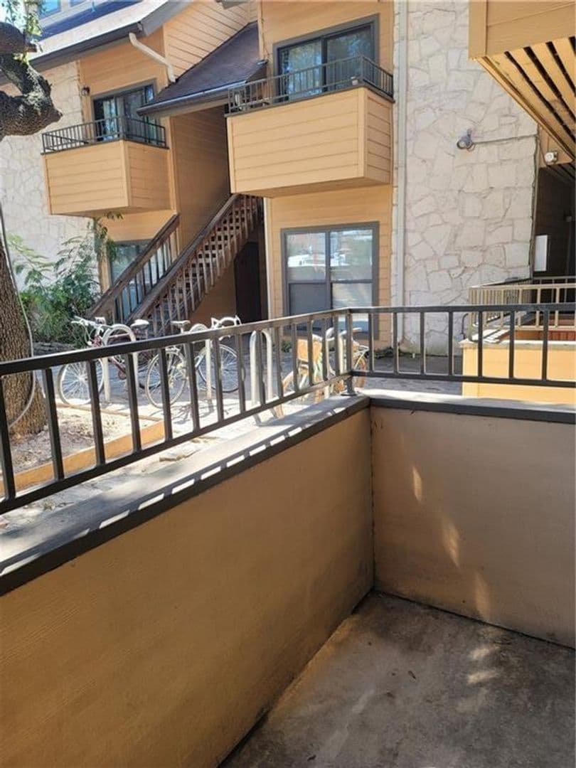 Austin House: 2714 Nueces St., #107